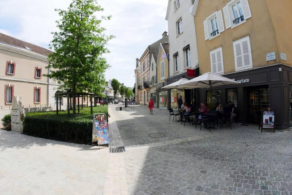 Coeur De Ville, Charmant 2 Pieces, Parking/Wifi ! Chartres Exterior photo